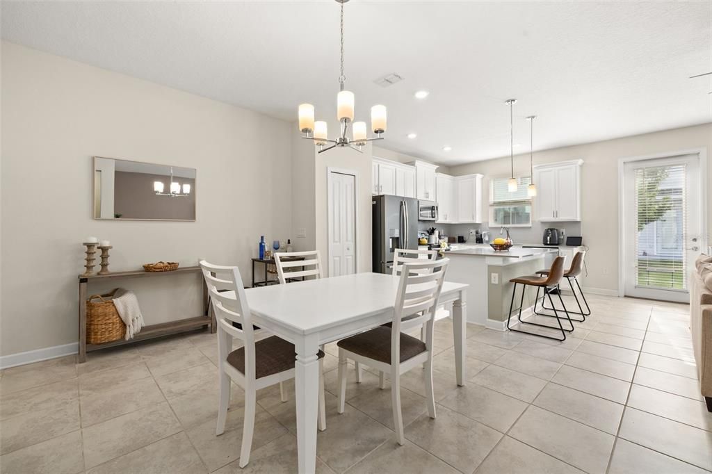 For Sale: $330,000 (3 beds, 2 baths, 1869 Square Feet)