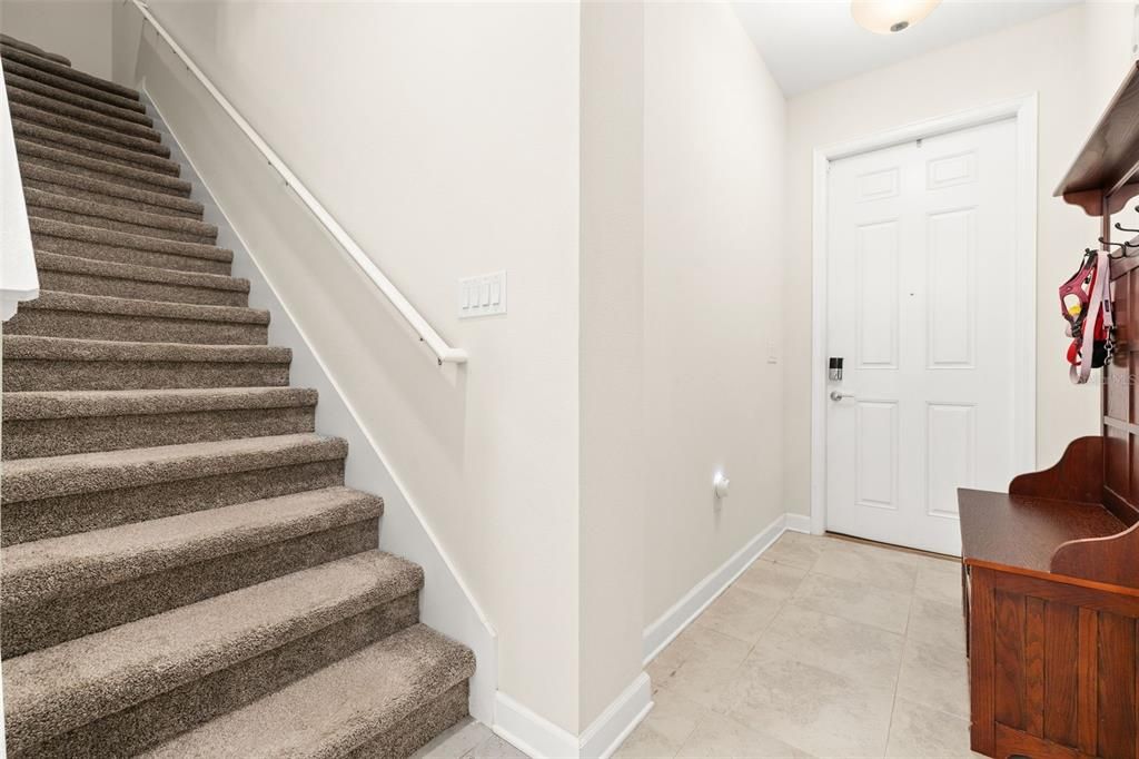 For Sale: $330,000 (3 beds, 2 baths, 1869 Square Feet)