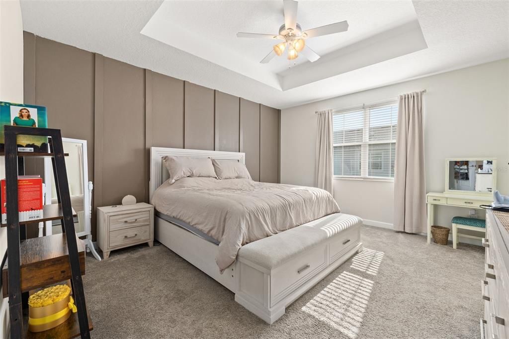 For Sale: $330,000 (3 beds, 2 baths, 1869 Square Feet)