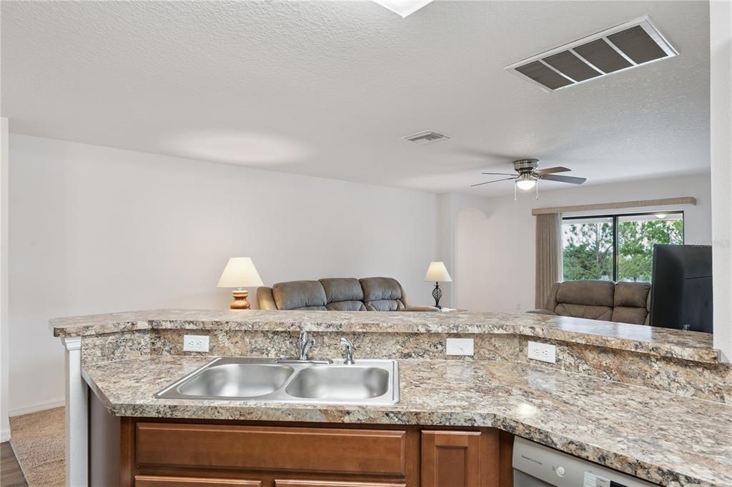 For Sale: $329,000 (3 beds, 2 baths, 1540 Square Feet)