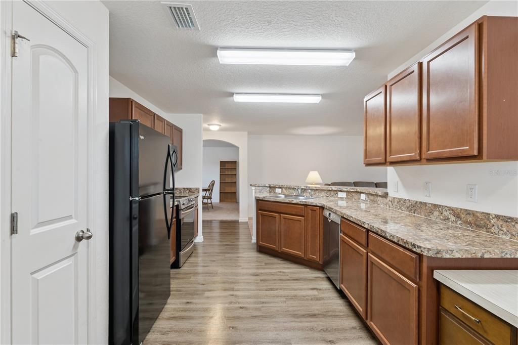 For Sale: $329,000 (3 beds, 2 baths, 1540 Square Feet)