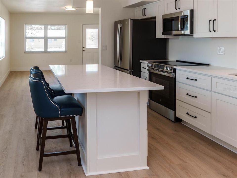 For Sale: $279,900 (3 beds, 1 baths, 1248 Square Feet)