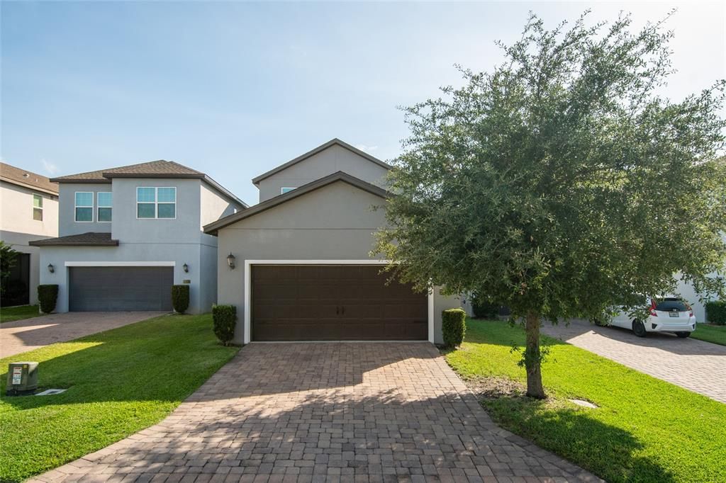 For Sale: $525,000 (3 beds, 2 baths, 2152 Square Feet)