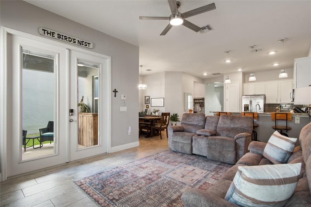 For Sale: $525,000 (3 beds, 2 baths, 2152 Square Feet)