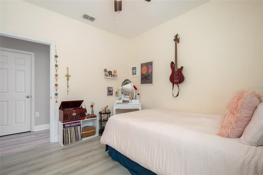 For Sale: $525,000 (3 beds, 2 baths, 2152 Square Feet)