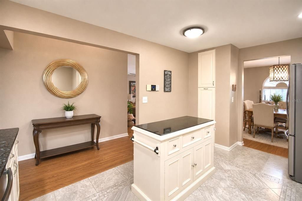 For Sale: $375,000 (3 beds, 2 baths, 2022 Square Feet)