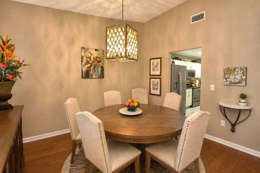 For Sale: $375,000 (3 beds, 2 baths, 2022 Square Feet)