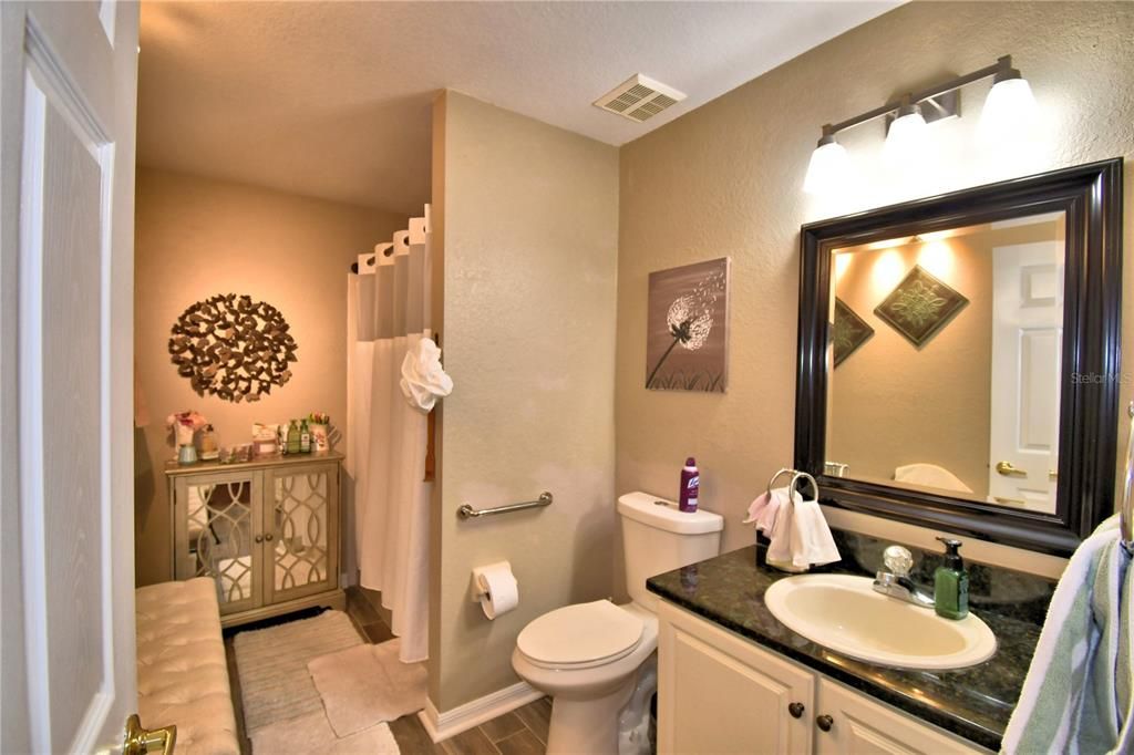 For Sale: $375,000 (3 beds, 2 baths, 2022 Square Feet)