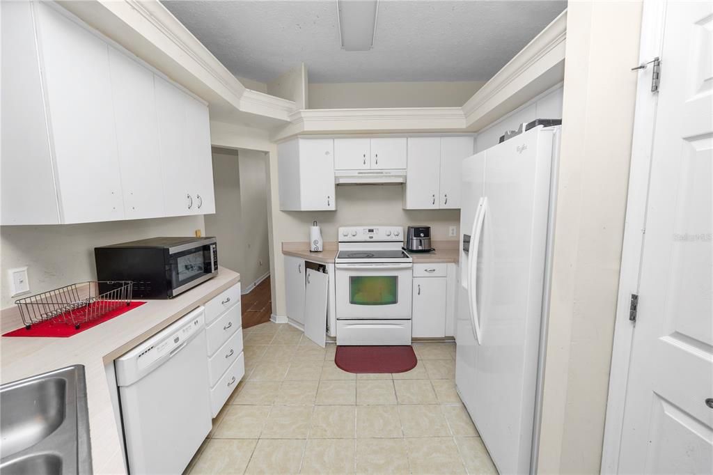 En Venta: $255,000 (3 camas, 2 baños, 1568 Pies cuadrados)