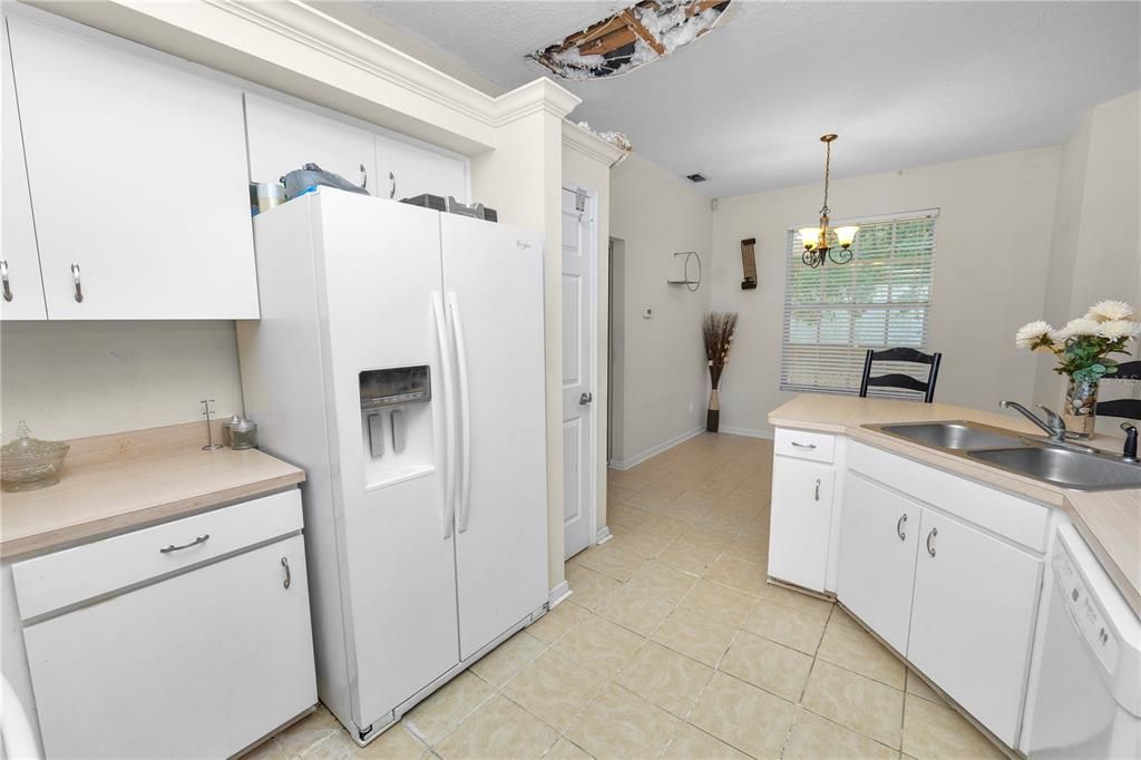 En Venta: $255,000 (3 camas, 2 baños, 1568 Pies cuadrados)