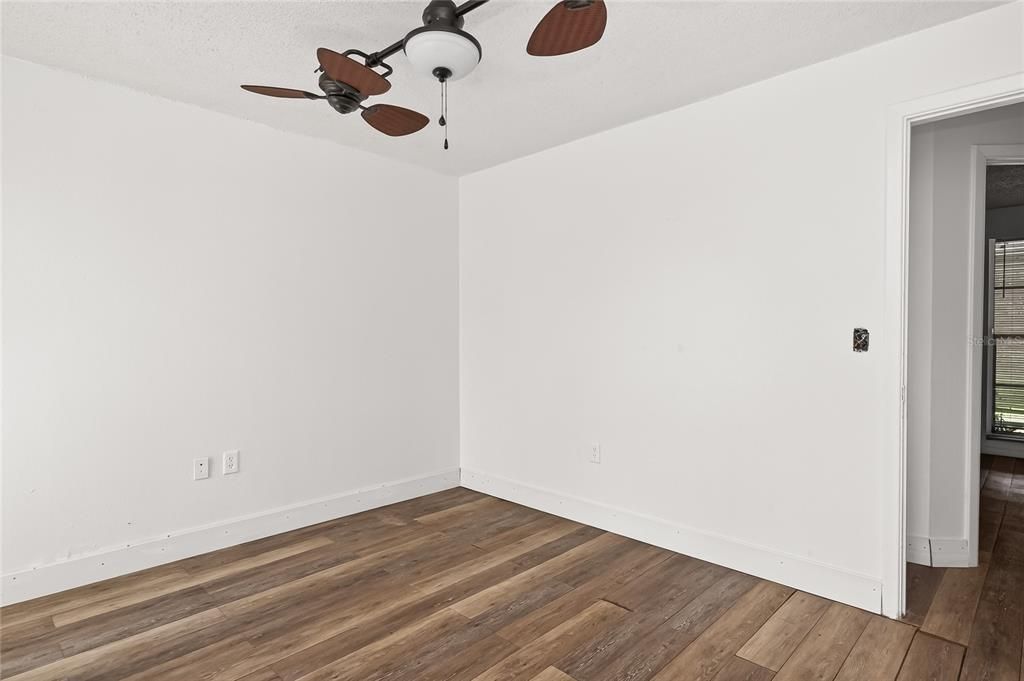 En Venta: $219,900 (2 camas, 1 baños, 806 Pies cuadrados)