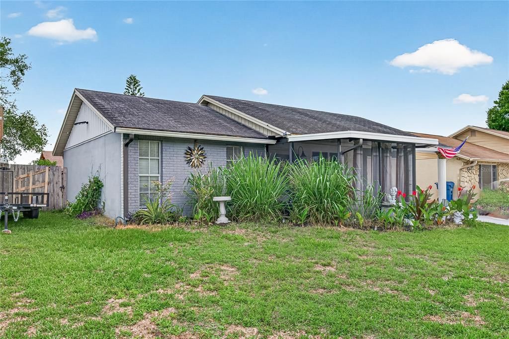 En Venta: $219,900 (2 camas, 1 baños, 806 Pies cuadrados)