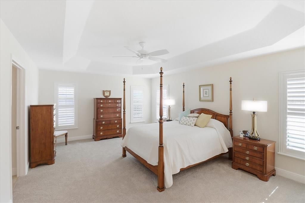 For Sale: $499,000 (3 beds, 2 baths, 2046 Square Feet)