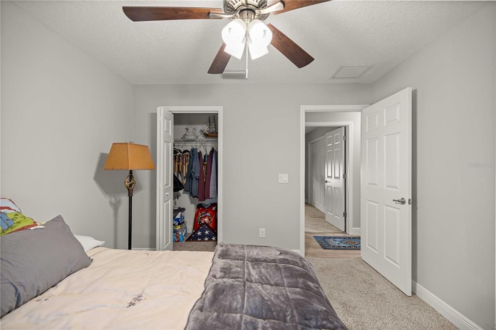For Sale: $349,900 (3 beds, 2 baths, 1417 Square Feet)