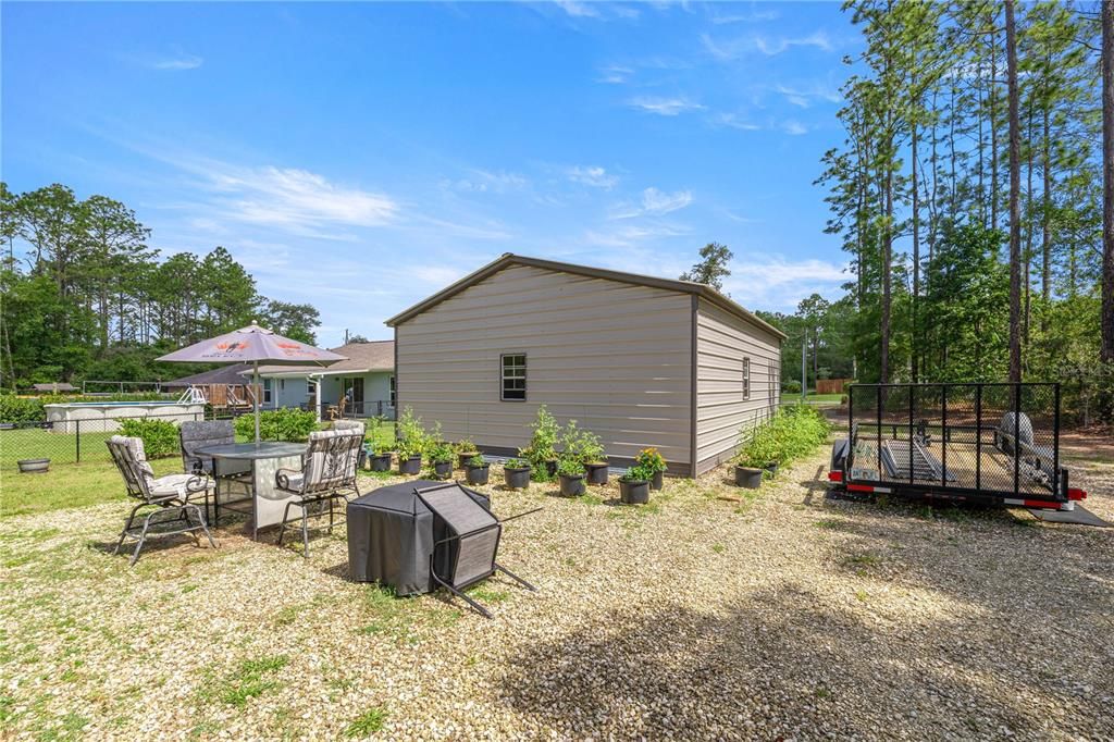 For Sale: $349,900 (3 beds, 2 baths, 1417 Square Feet)