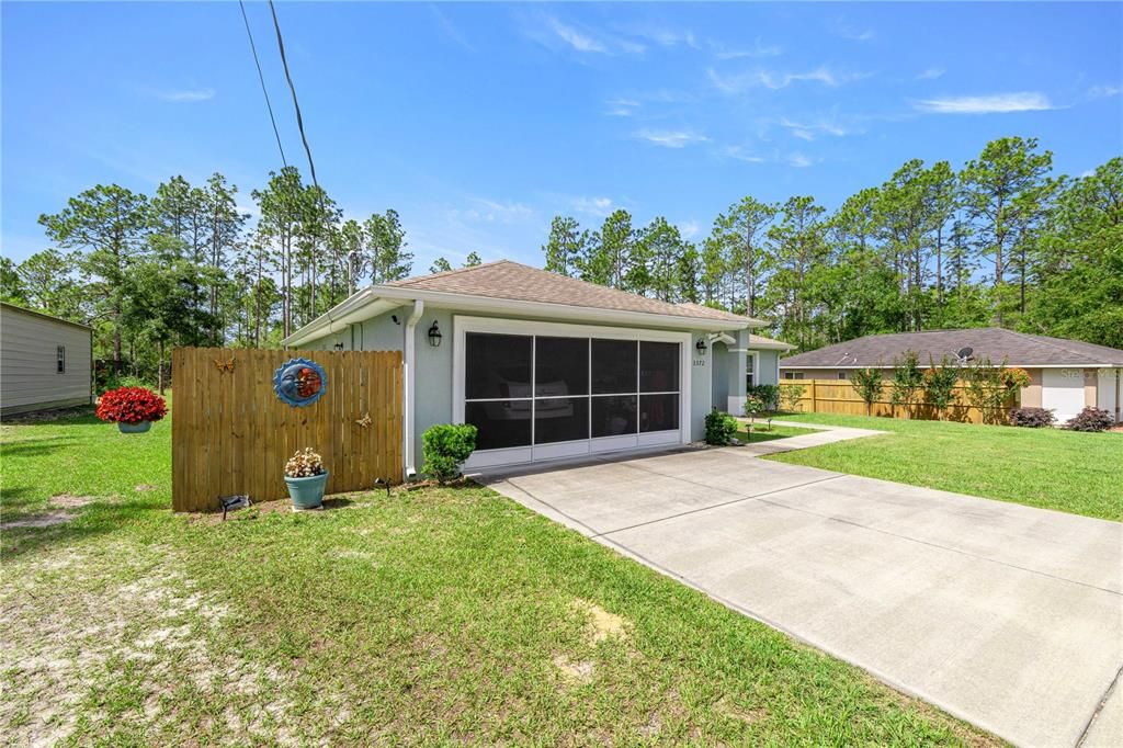 For Sale: $349,900 (3 beds, 2 baths, 1417 Square Feet)