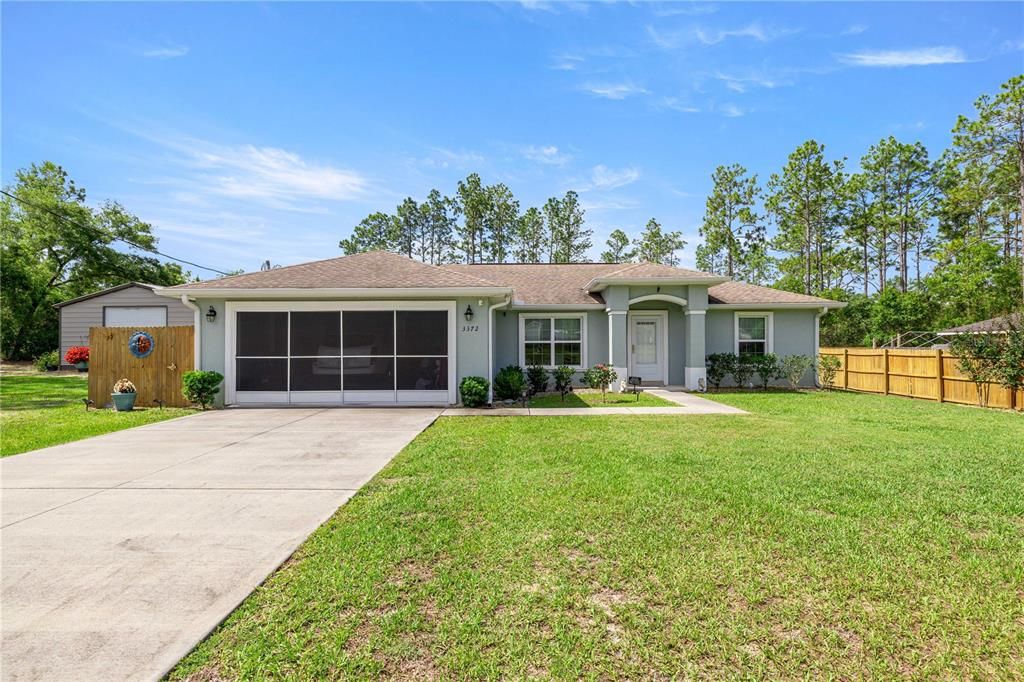For Sale: $349,900 (3 beds, 2 baths, 1417 Square Feet)