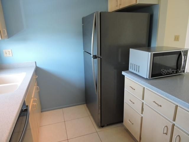For Sale: $189,900 (2 beds, 2 baths, 1089 Square Feet)