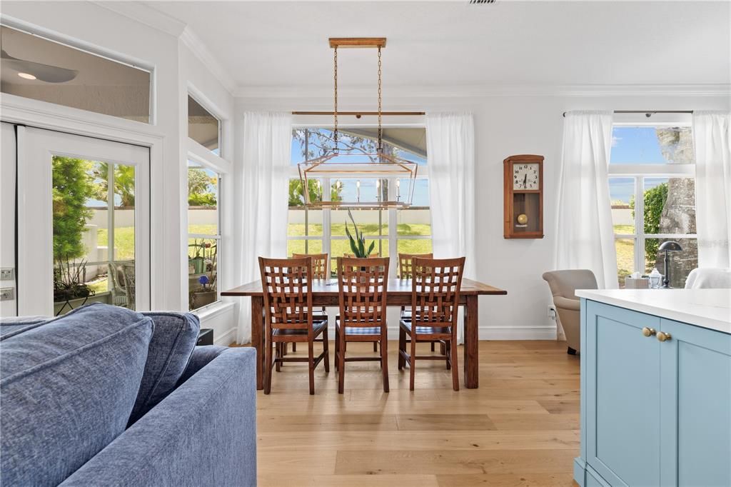 For Sale: $549,999 (3 beds, 2 baths, 1645 Square Feet)