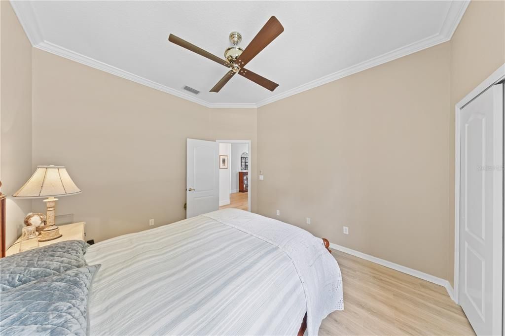 For Sale: $549,999 (3 beds, 2 baths, 1645 Square Feet)