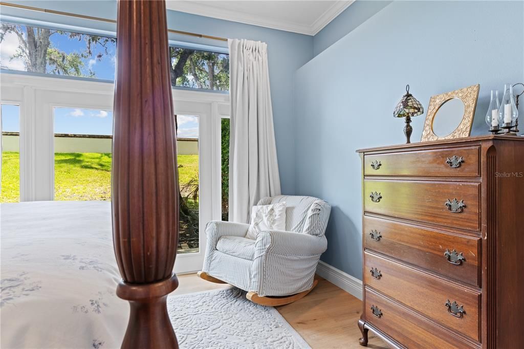 For Sale: $549,999 (3 beds, 2 baths, 1645 Square Feet)