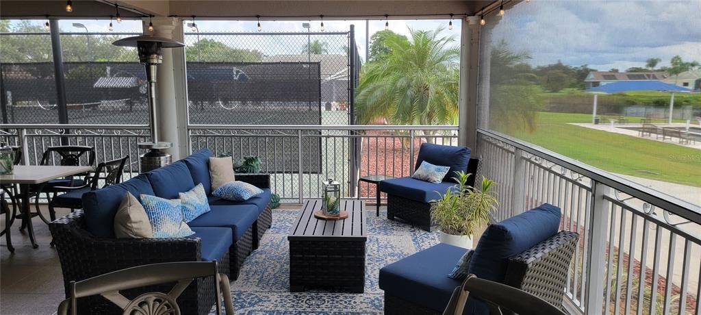 Active With Contract: $350,000 (2 beds, 2 baths, 1526 Square Feet)
