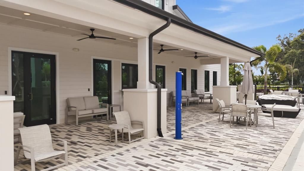 For Sale: $615,000 (5 beds, 4 baths, 3804 Square Feet)