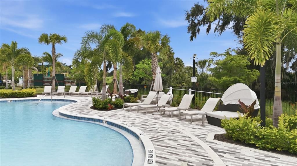 For Sale: $615,000 (5 beds, 4 baths, 3804 Square Feet)