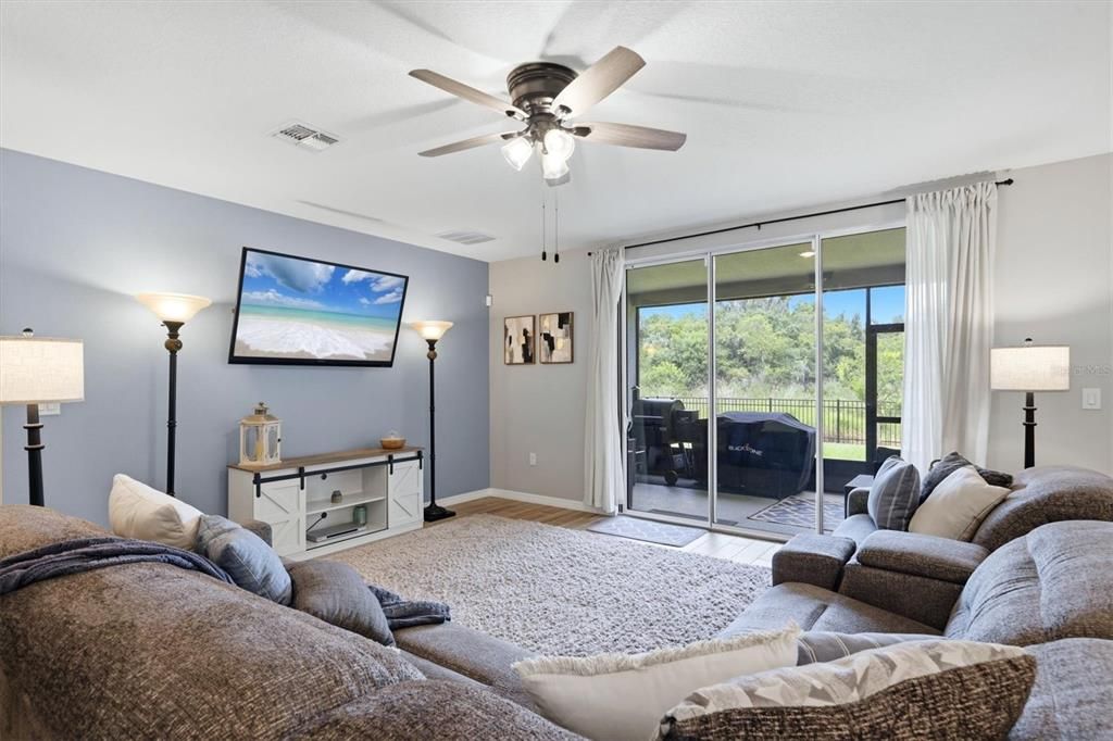For Sale: $615,000 (5 beds, 4 baths, 3804 Square Feet)