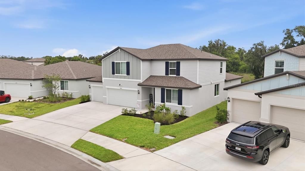 For Sale: $615,000 (5 beds, 4 baths, 3804 Square Feet)
