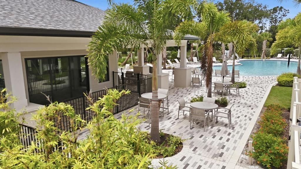 For Sale: $615,000 (5 beds, 4 baths, 3804 Square Feet)