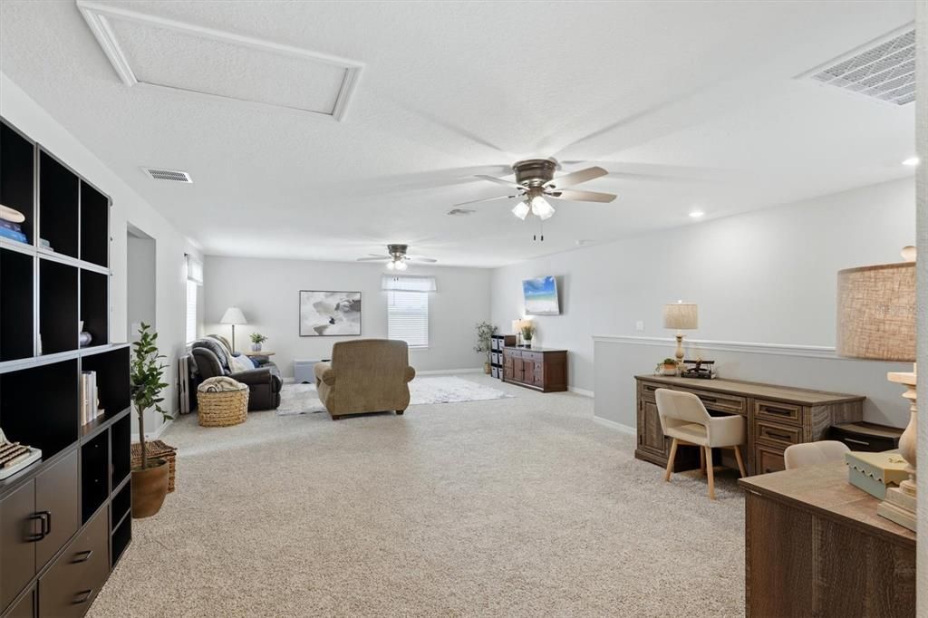 For Sale: $615,000 (5 beds, 4 baths, 3804 Square Feet)