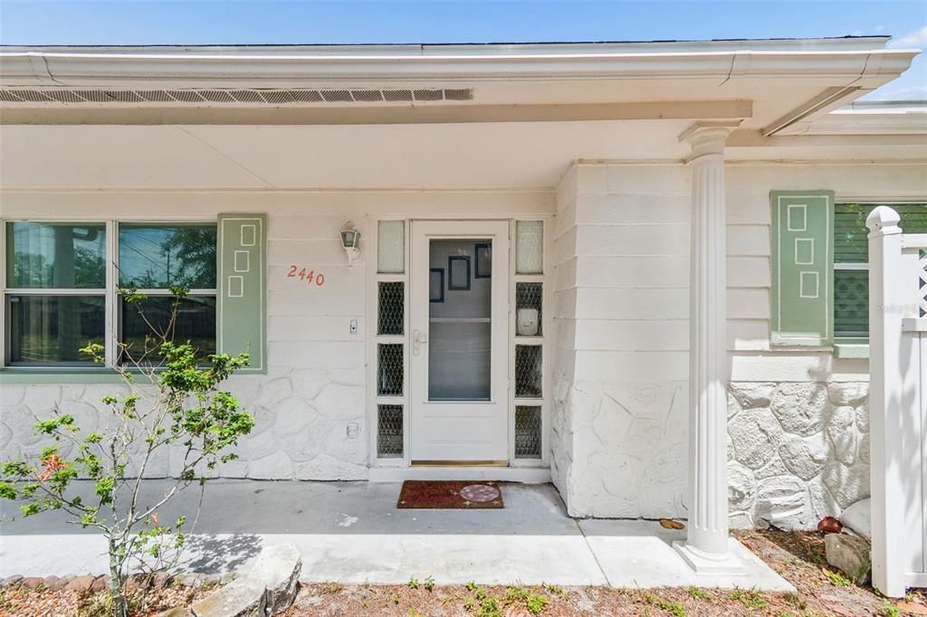 For Sale: $245,000 (3 beds, 2 baths, 1148 Square Feet)