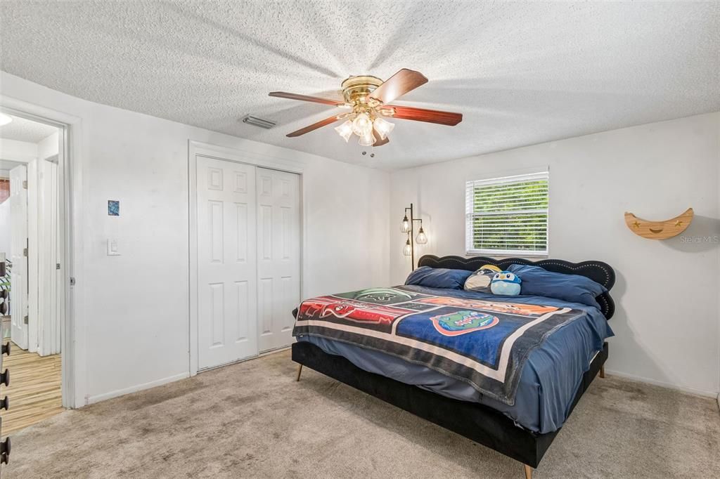 For Sale: $245,000 (3 beds, 2 baths, 1148 Square Feet)
