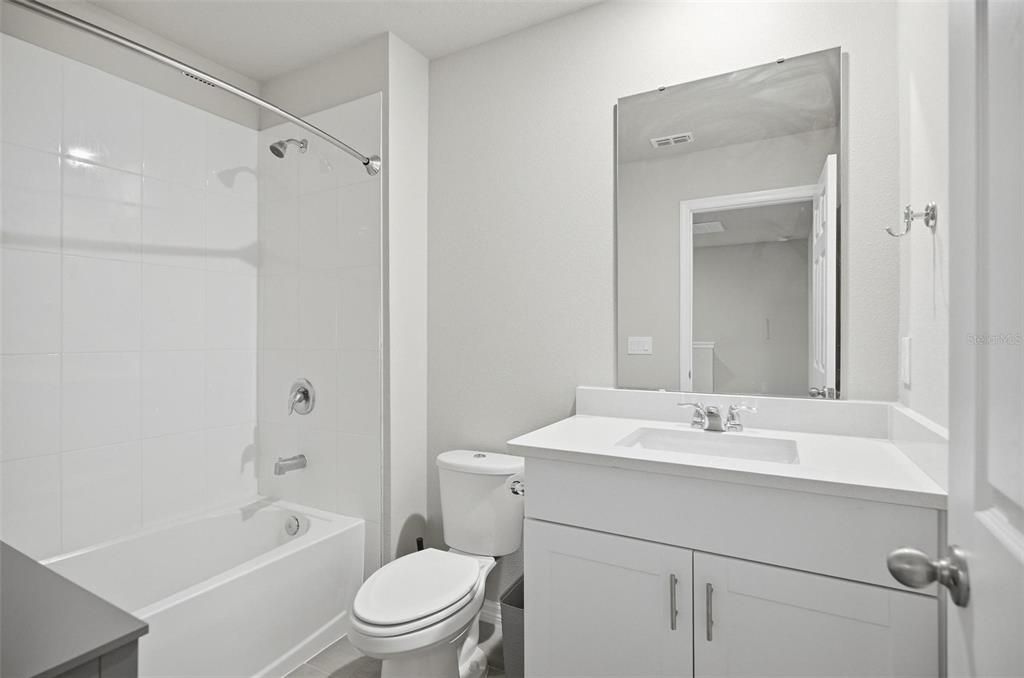En Venta: $329,900 (3 camas, 2 baños, 1525 Pies cuadrados)