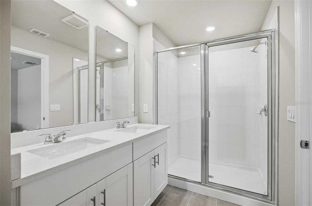 En Venta: $329,900 (3 camas, 2 baños, 1525 Pies cuadrados)