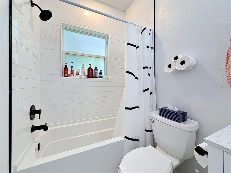 For Sale: $759,900 (3 beds, 2 baths, 2164 Square Feet)