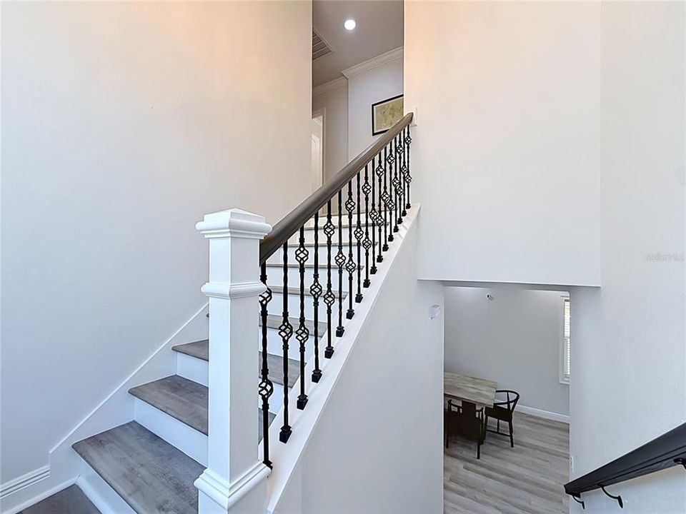 For Sale: $759,900 (3 beds, 2 baths, 2164 Square Feet)
