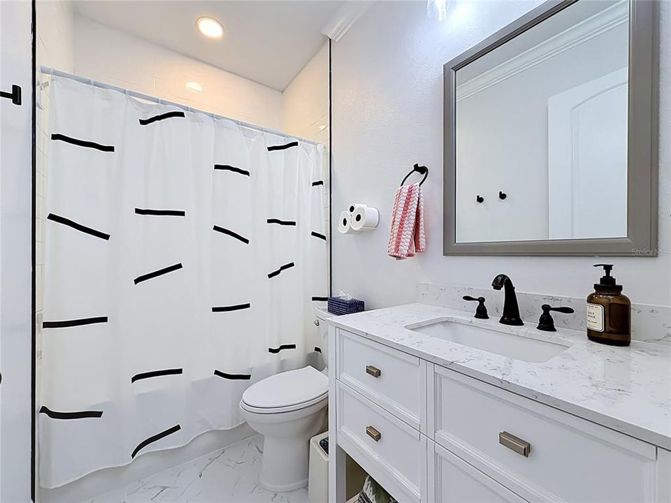 For Sale: $759,900 (3 beds, 2 baths, 2164 Square Feet)