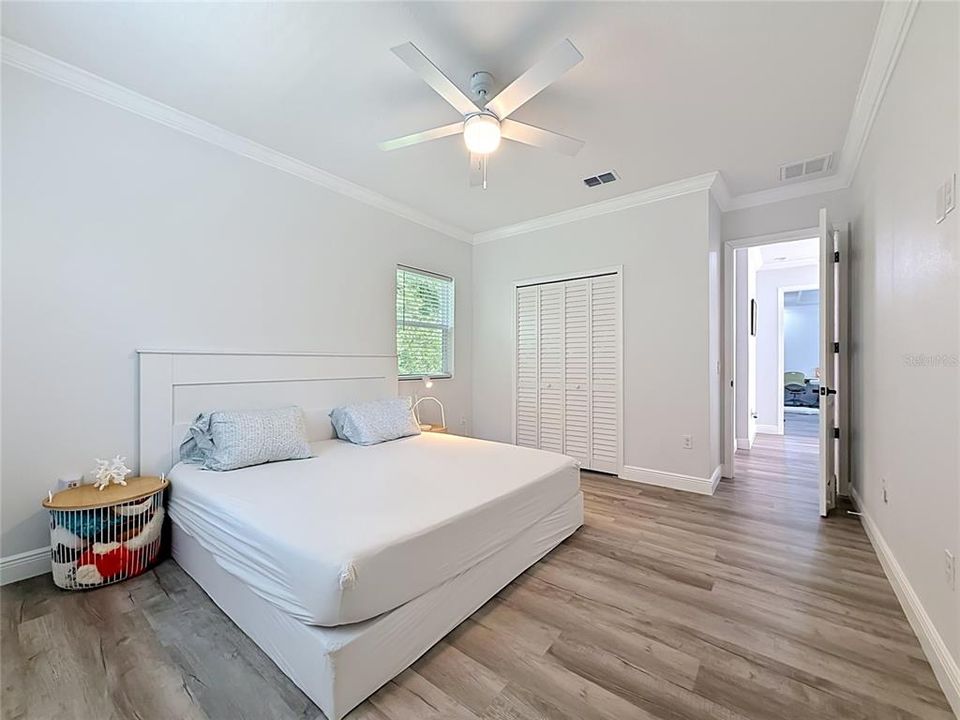 For Sale: $759,900 (3 beds, 2 baths, 2164 Square Feet)