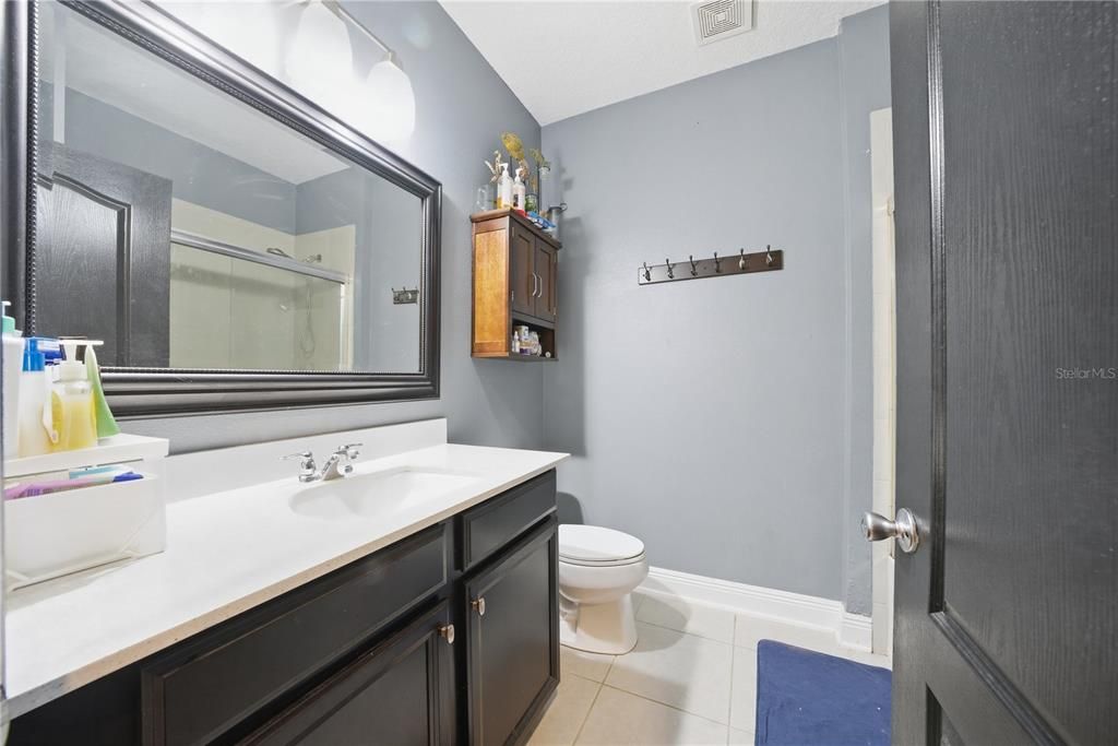 For Sale: $699,900 (5 beds, 4 baths, 3530 Square Feet)