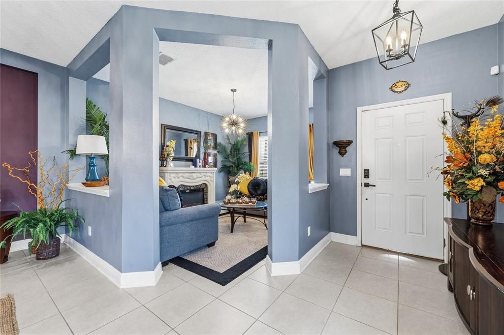 For Sale: $699,900 (5 beds, 4 baths, 3530 Square Feet)