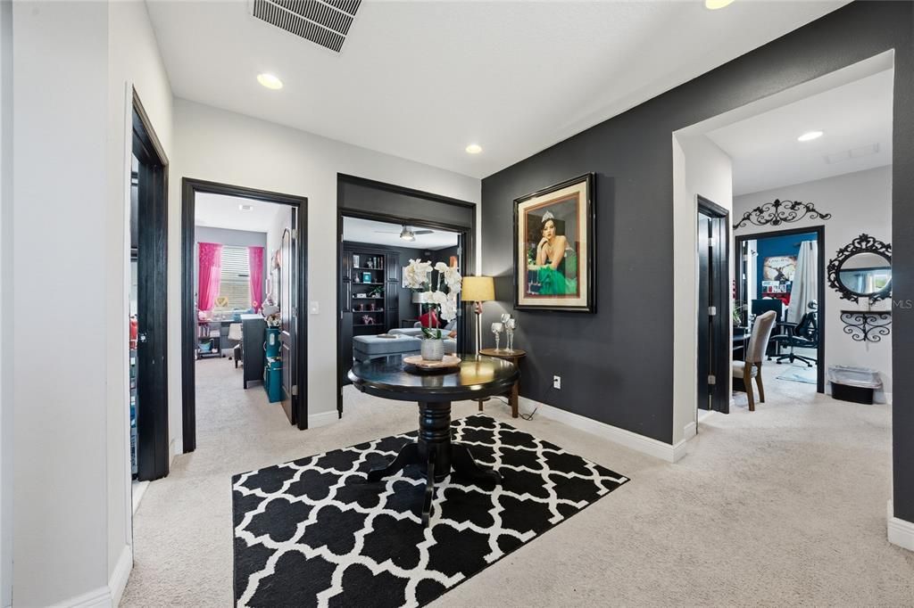 For Sale: $699,900 (5 beds, 4 baths, 3530 Square Feet)