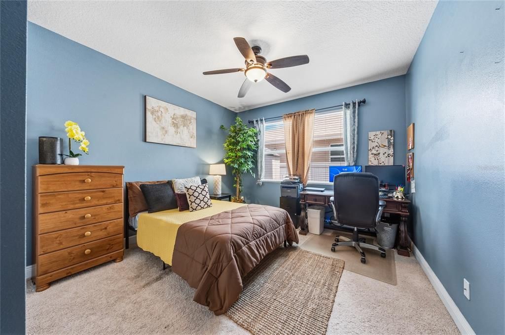 For Sale: $699,900 (5 beds, 4 baths, 3530 Square Feet)