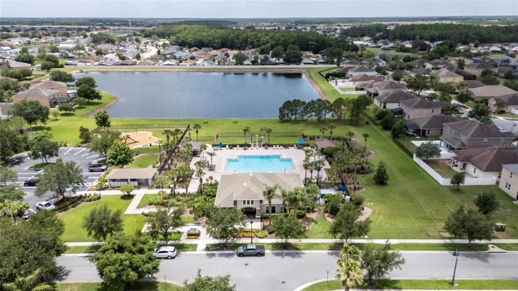For Sale: $699,900 (5 beds, 4 baths, 3530 Square Feet)