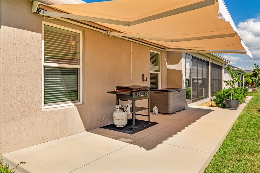 For Sale: $650,000 (3 beds, 2 baths, 1918 Square Feet)