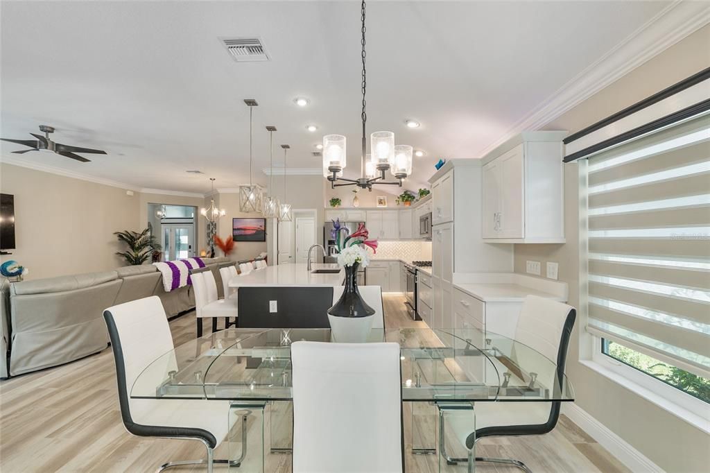 For Sale: $650,000 (3 beds, 2 baths, 1918 Square Feet)