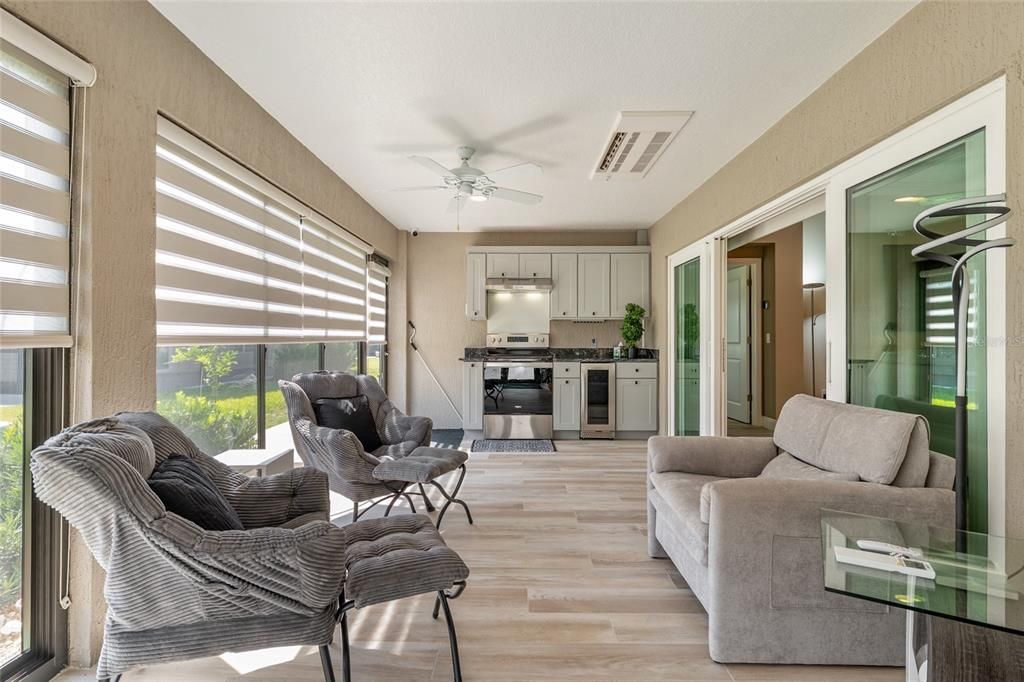 For Sale: $650,000 (3 beds, 2 baths, 1918 Square Feet)