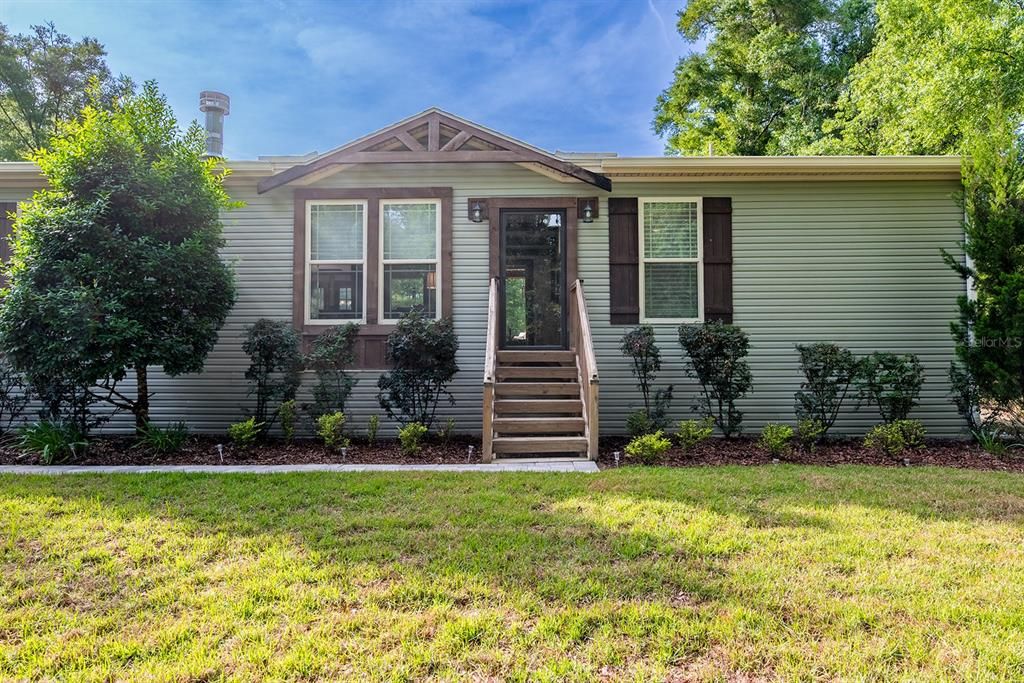 For Sale: $412,000 (3 beds, 2 baths, 1830 Square Feet)