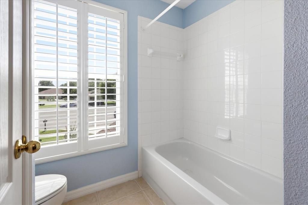 For Sale: $629,900 (5 beds, 3 baths, 3645 Square Feet)